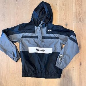 Nike Air Men’s Woven Jacket - small